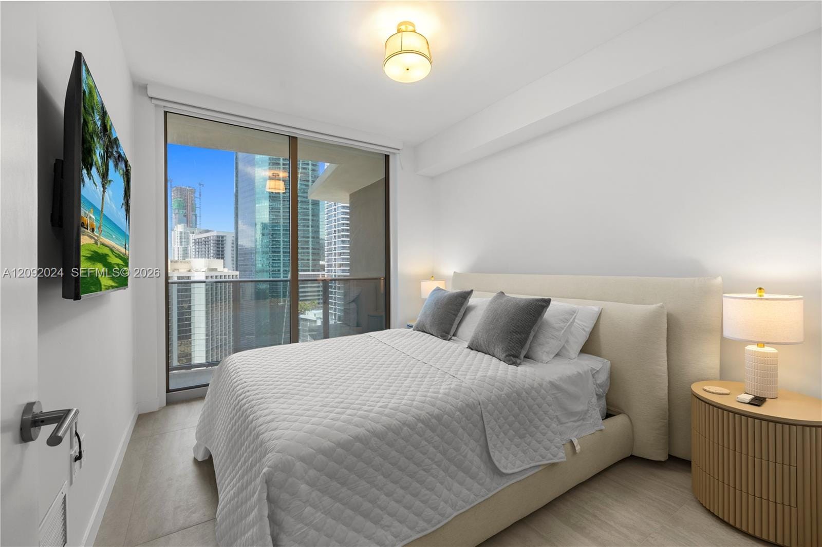 77 SE 5th Street 2502, Miami, FL 33131 photo 28