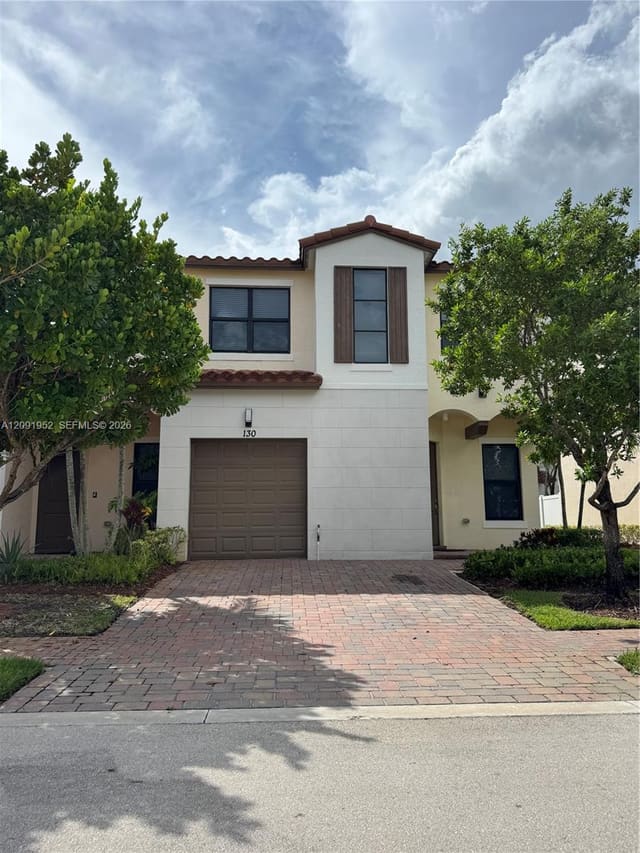 130 NW 209th Trail 130, Pembroke Pines, FL 33029