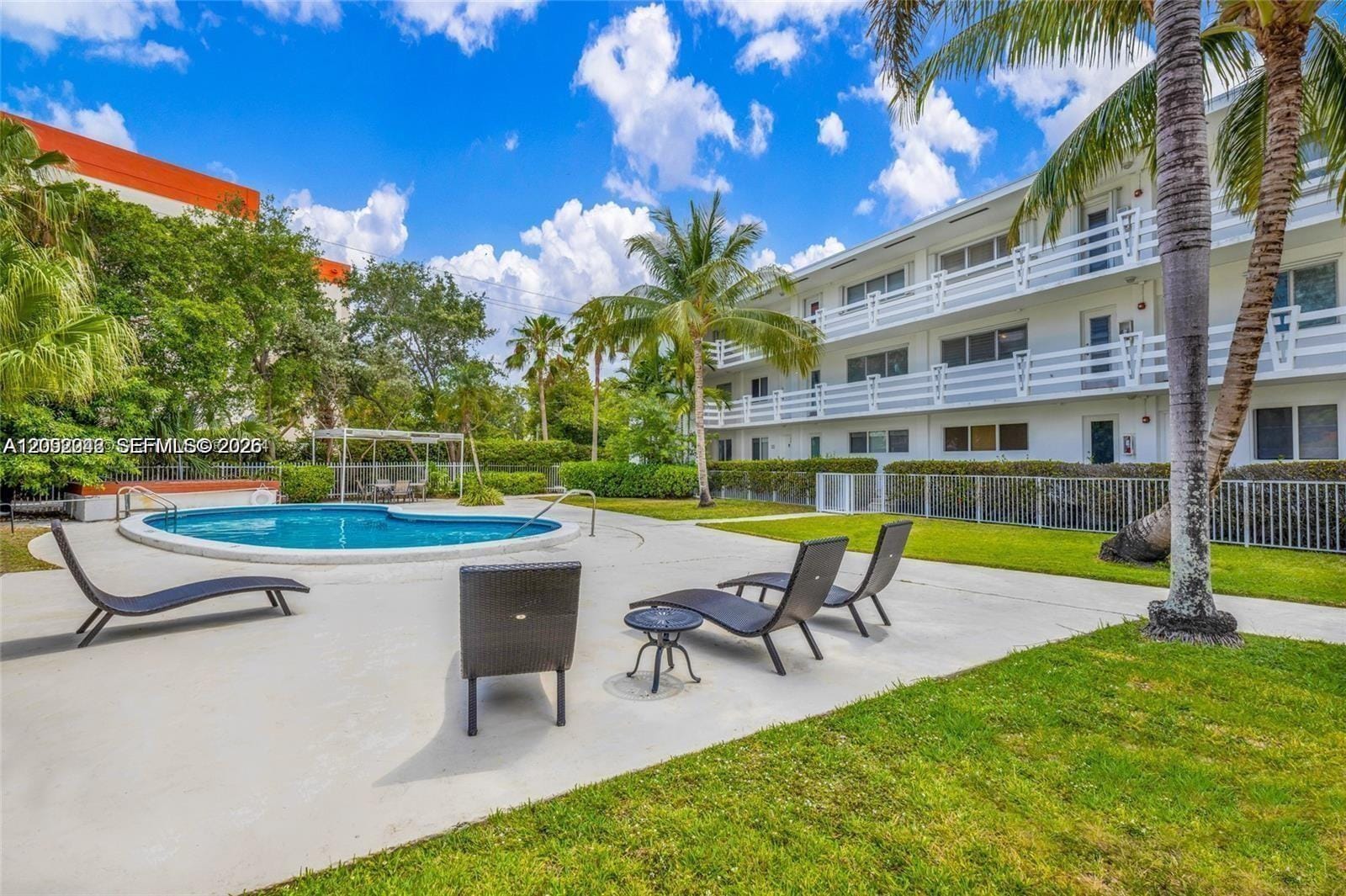 1631 NE 114th Street 307, Miami, FL 33181 photo 26