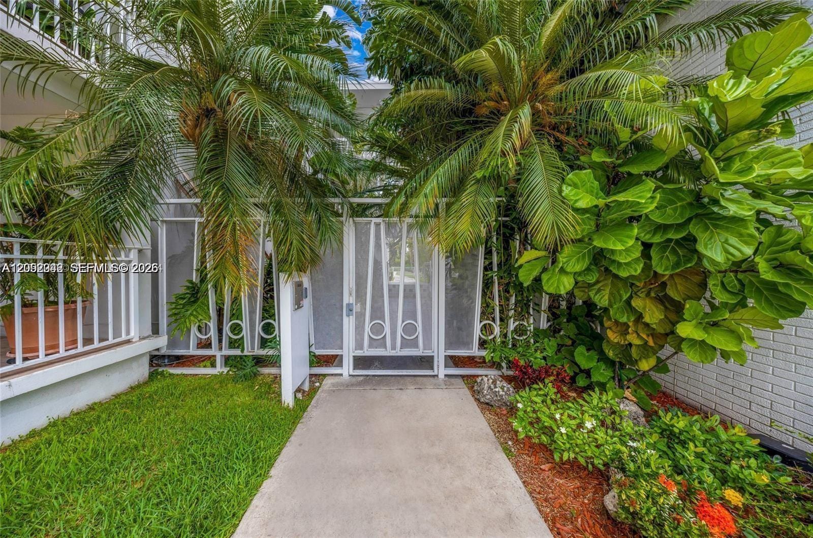 1631 NE 114th Street 307, Miami, FL 33181 photo 30