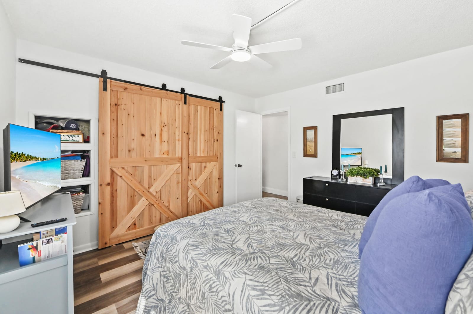 504 Davis Road 97, Palm Springs, FL 33461 photo 18