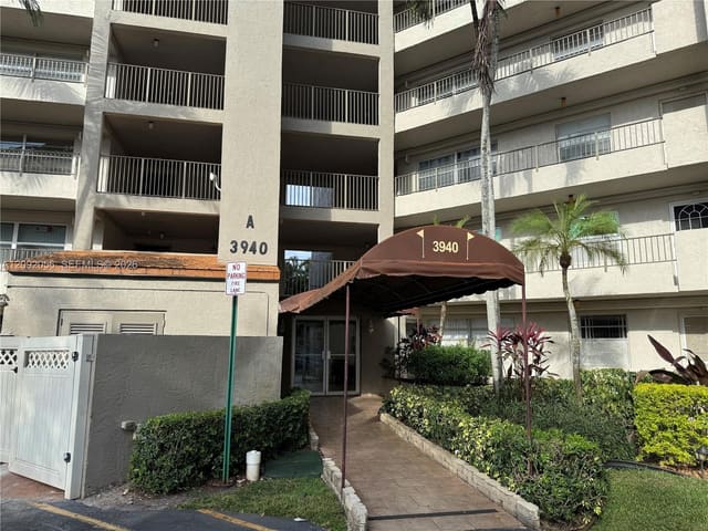 3940 Inverrary Boulevard 106-A, Lauderhill, FL 33319
