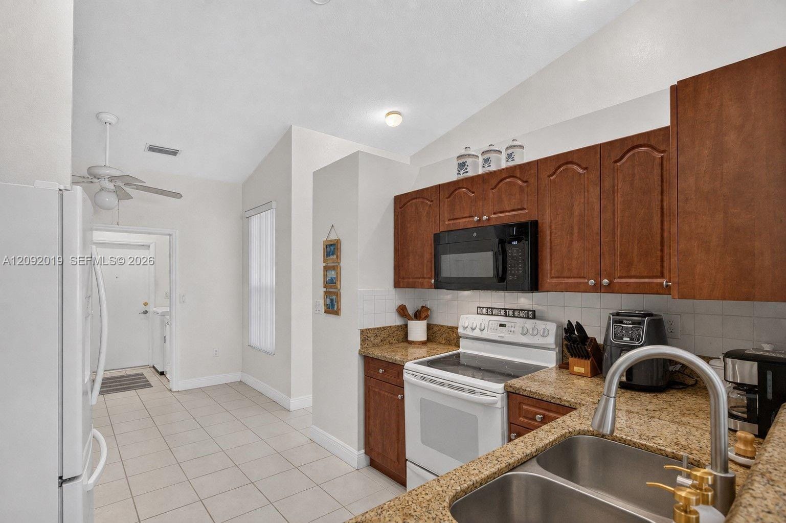 2501 E Aragon Boulevard 1 — photo 11