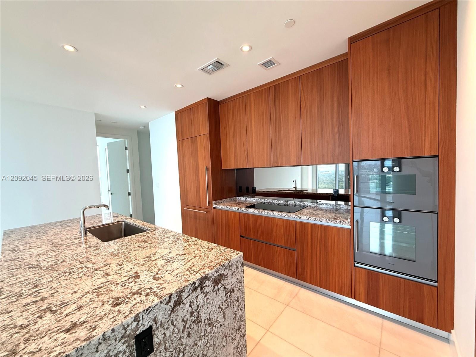 175 SE 25th Road 2803, Miami, FL 33129 photo 22