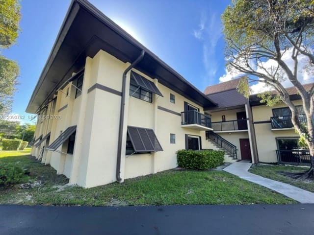 7915 SW 86th Street 701, Miami, FL 33143