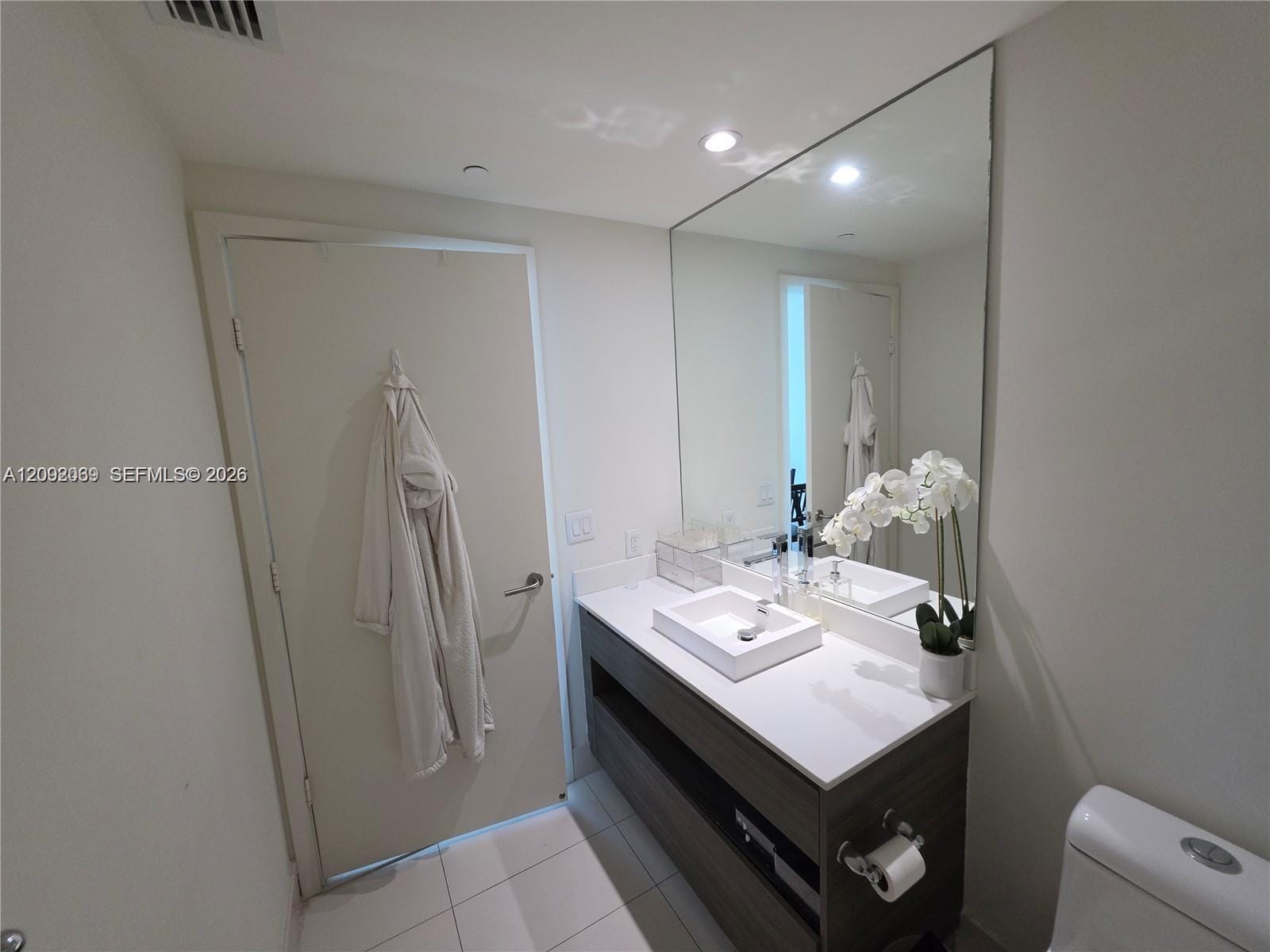 1100 S Miami Avenue 3705, Miami, FL 33130 photo 6