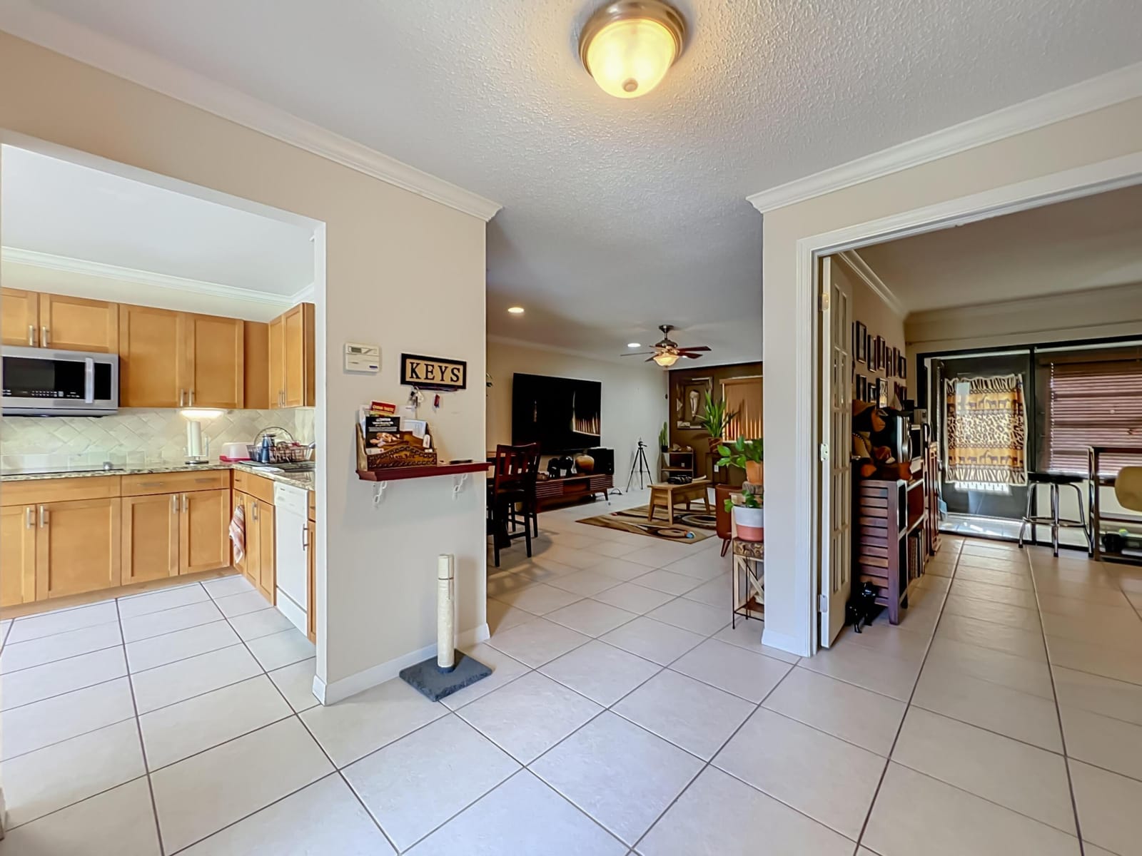 281 AMBER Court — photo 2