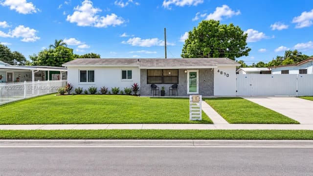 4870 NW 169th Street, Miami Gardens, FL 33055
