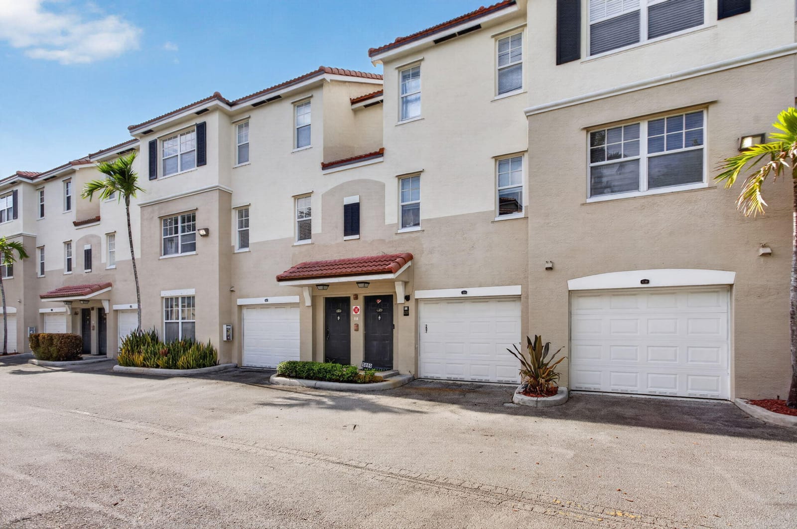 5880 W SAMPLE Road 206, Coral Springs, FL 33067 photo 4