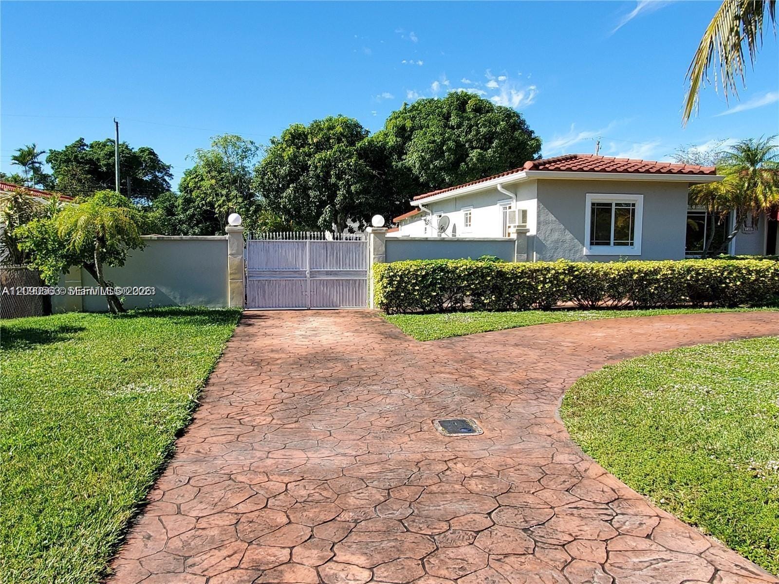 140 Iroquois Street A, Miami Springs, FL 33166 photo 12