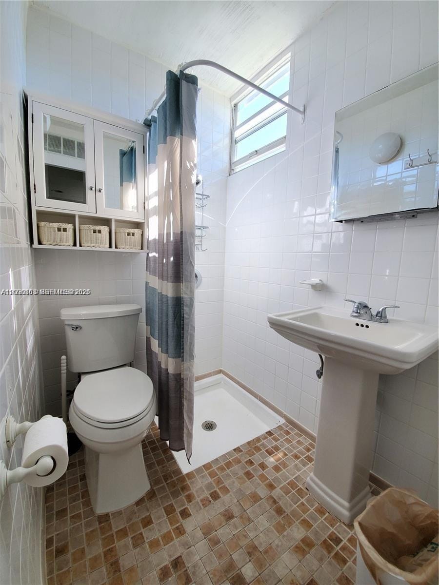 140 Iroquois Street A, Miami Springs, FL 33166 photo 19