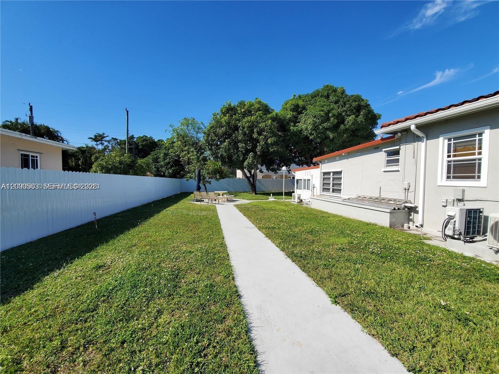 140 Iroquois Street A, Miami Springs, FL 33166 photo 8