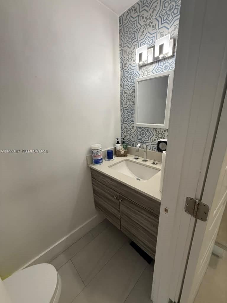 1324 W 71st Street — photo 12