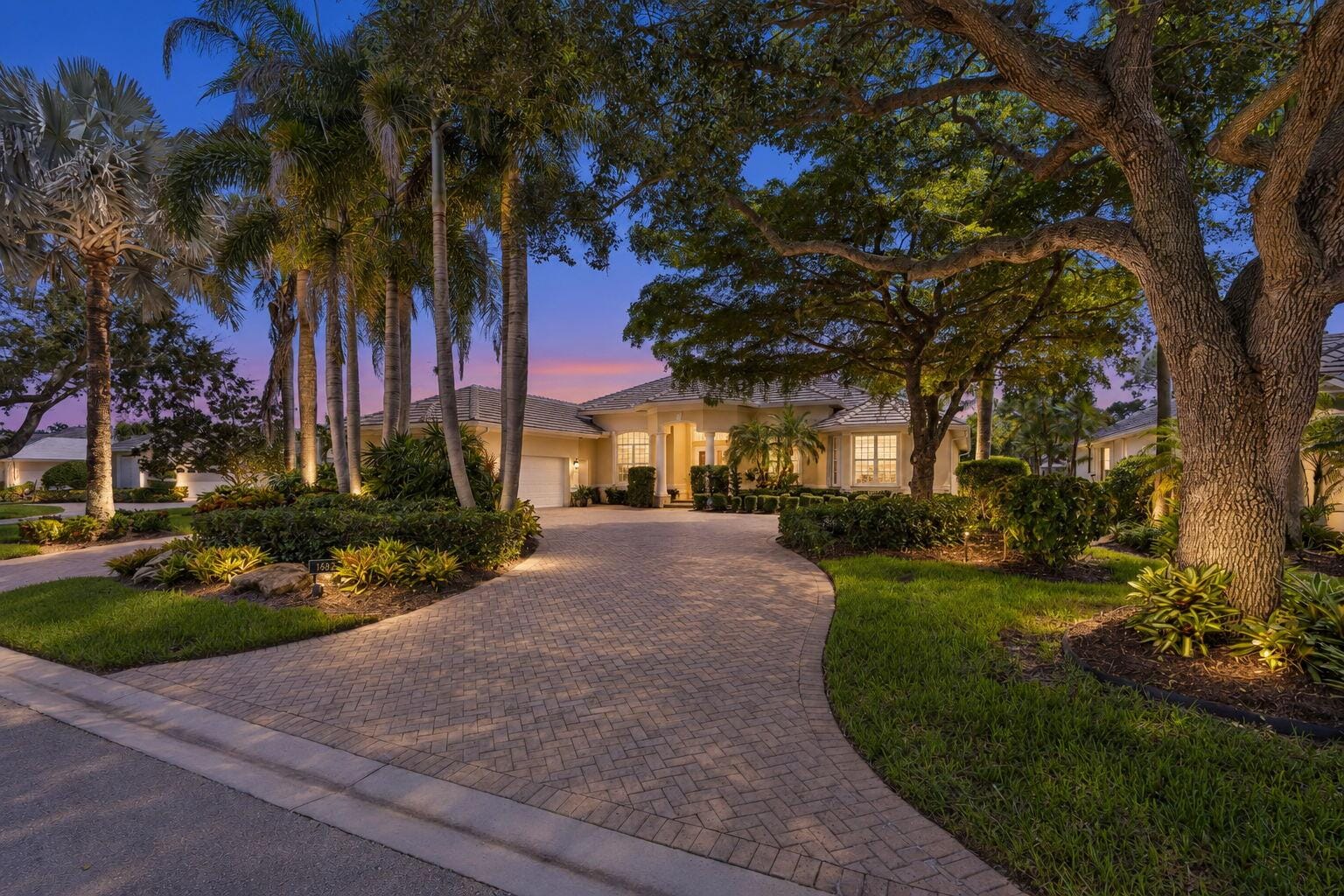 1682 SW FOXPOINT Trail, Palm City, FL 34990