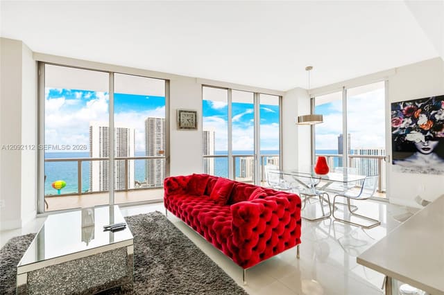 2600 E Hallandale Beach Boulevard T3301, Hallandale Beach, FL 33009