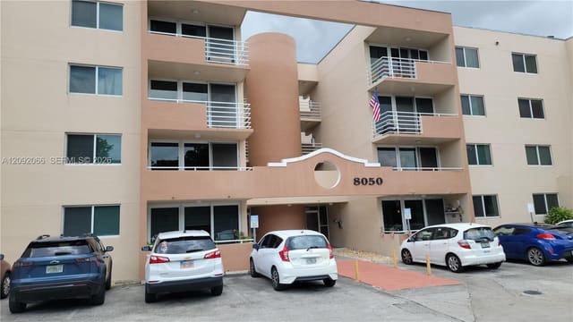 8050 NW 8th Street 1407, Miami, FL 33126