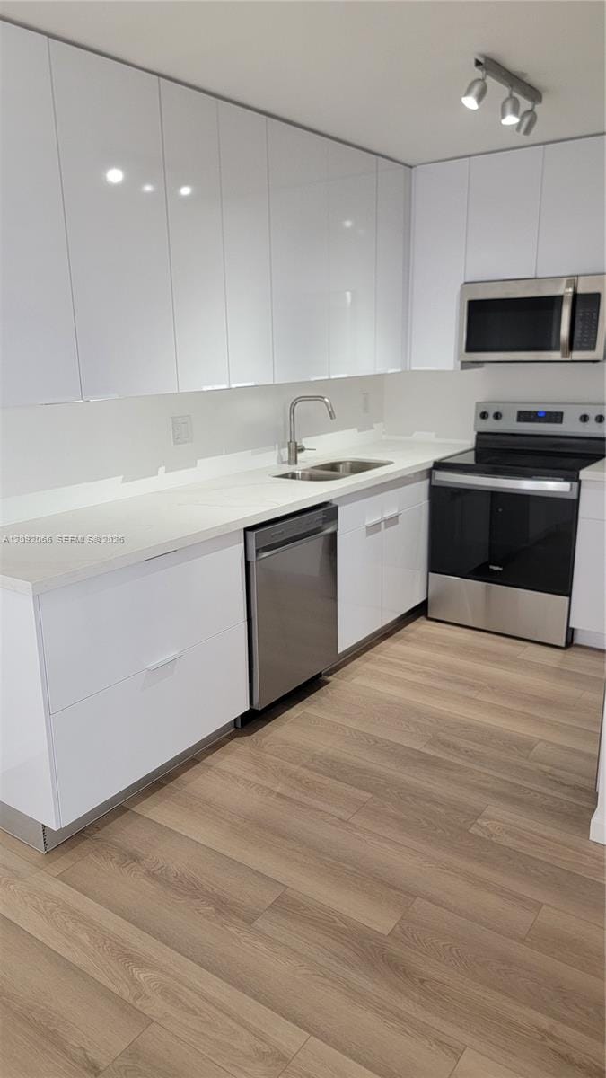 8050 NW 8th Street 1407, Miami, FL 33126 photo 3