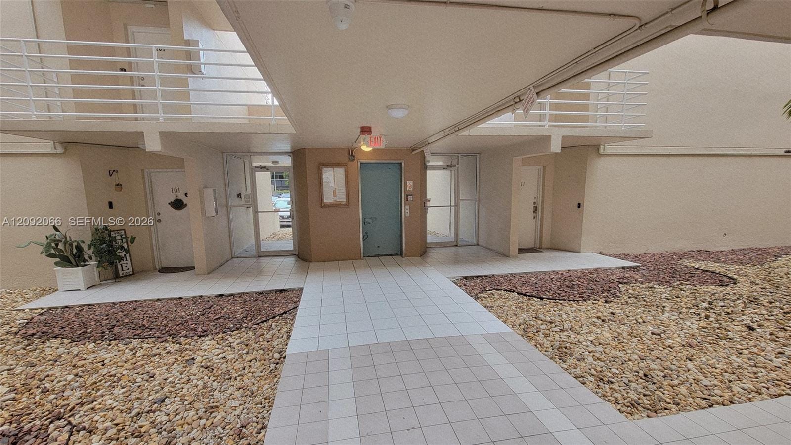 8050 NW 8th Street 1407, Miami, FL 33126 photo 27