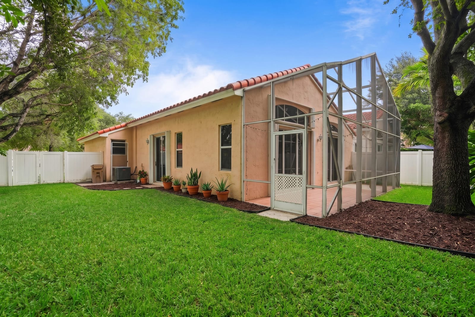 15298 SW 49th Street — photo 3