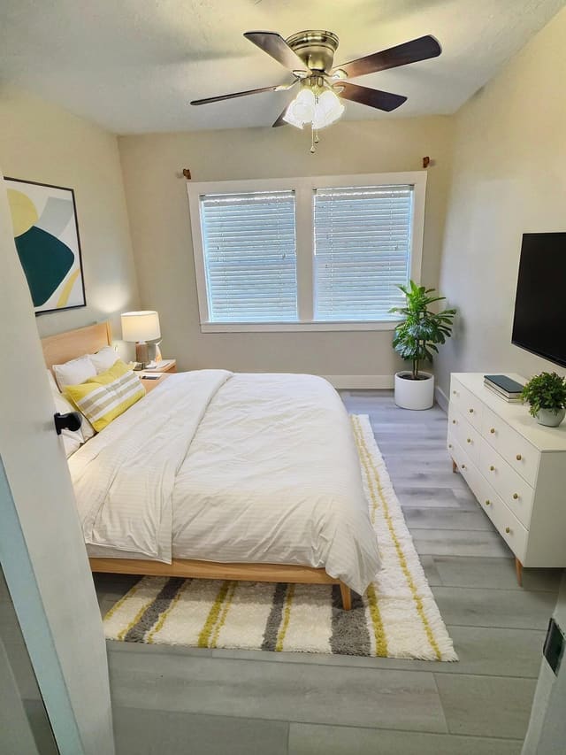 1122 SW 2ND Court 1, Fort Lauderdale, FL 33312