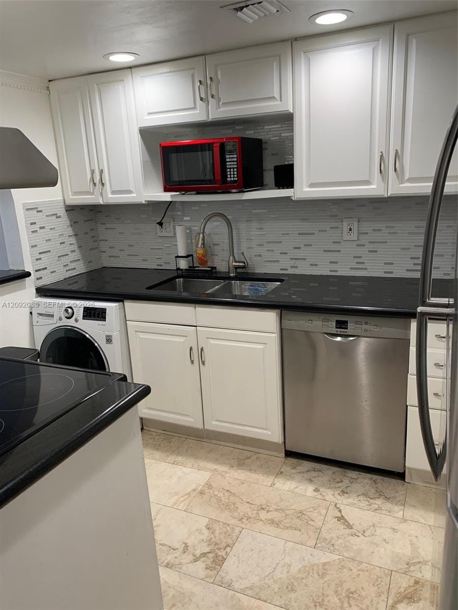 3702 NE 171st Street 6 — photo 9
