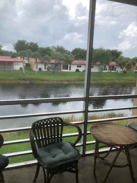 160 LAKE FRANCES Drive, West Palm Beach, FL 33411 photo 8