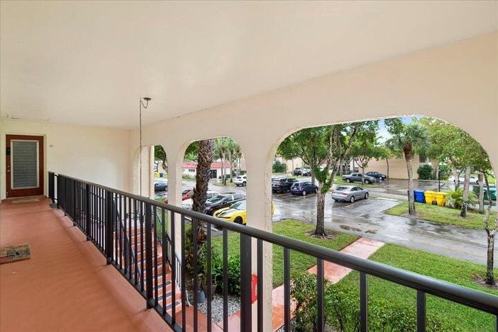 160 LAKE FRANCES Drive, West Palm Beach, FL 33411 photo 9