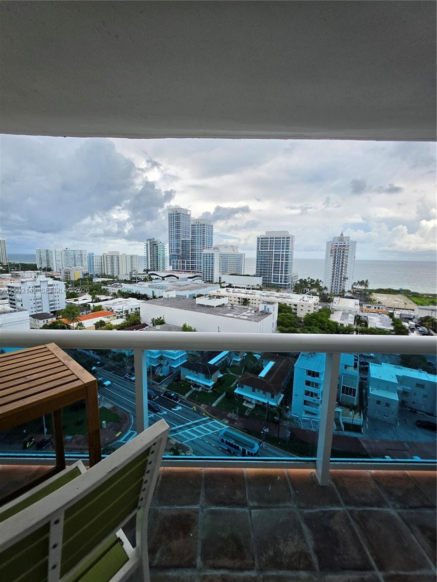 6770 Indian Creek Drive TSR, Miami Beach, FL 33141 photo 2