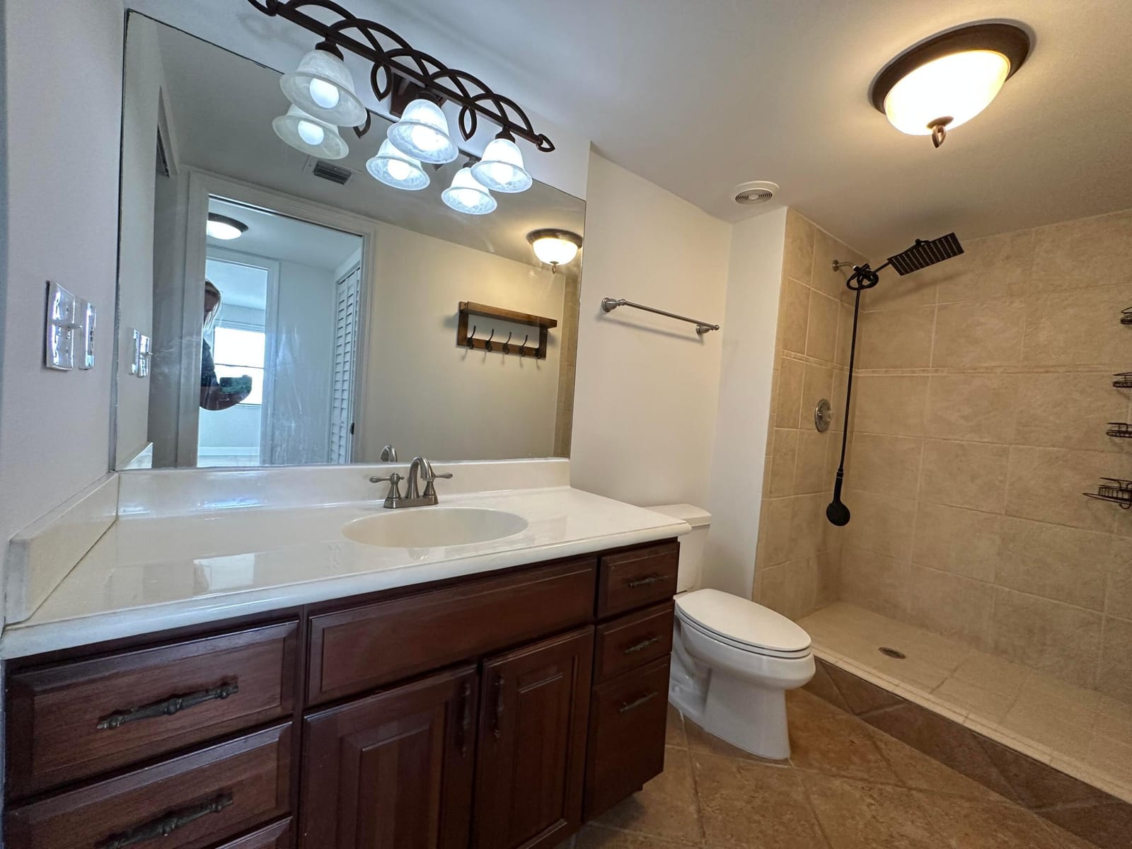309 Lake Circle 202, North Palm Beach, FL 33408 photo 11