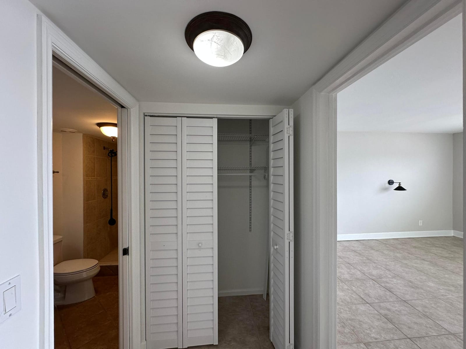 309 Lake Circle 202, North Palm Beach, FL 33408 photo 10