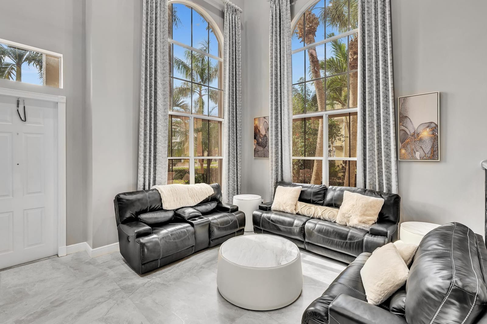 9178 DELEMAR Court — photo 4