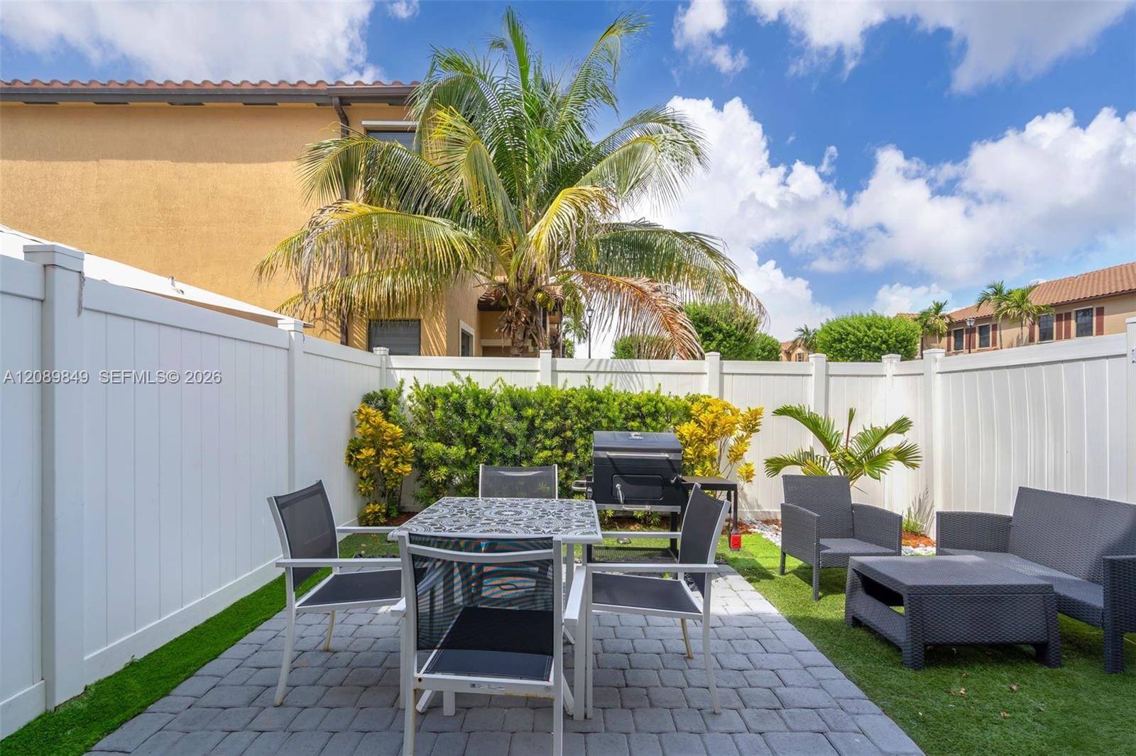 3305 W 93rd Place, Hialeah, FL 33018 photo 26