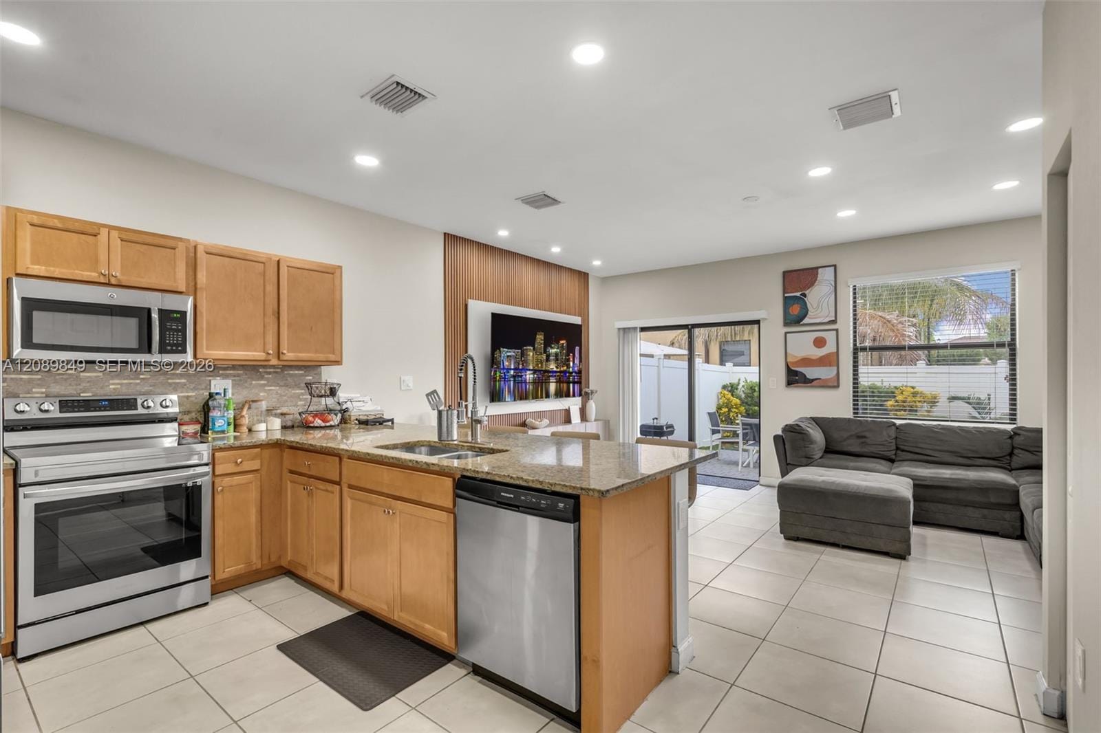 3305 W 93rd Place — photo 8