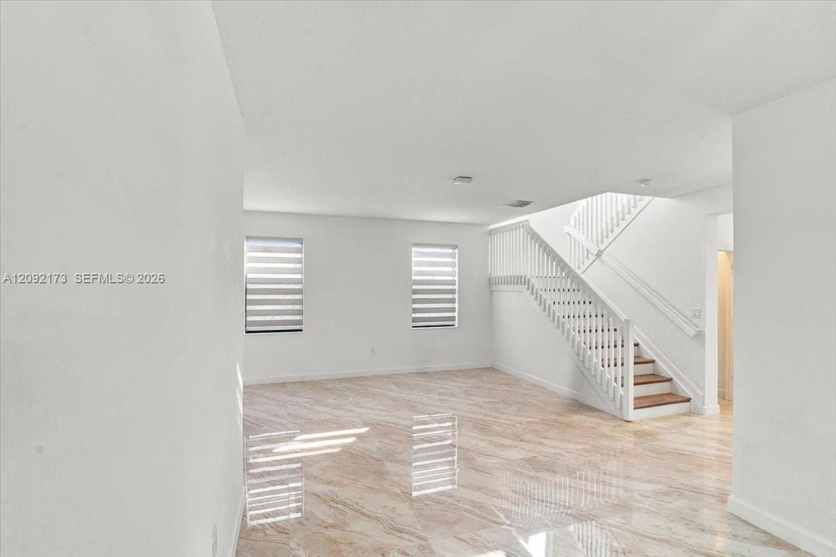 336 NE 210th Way — photo 10