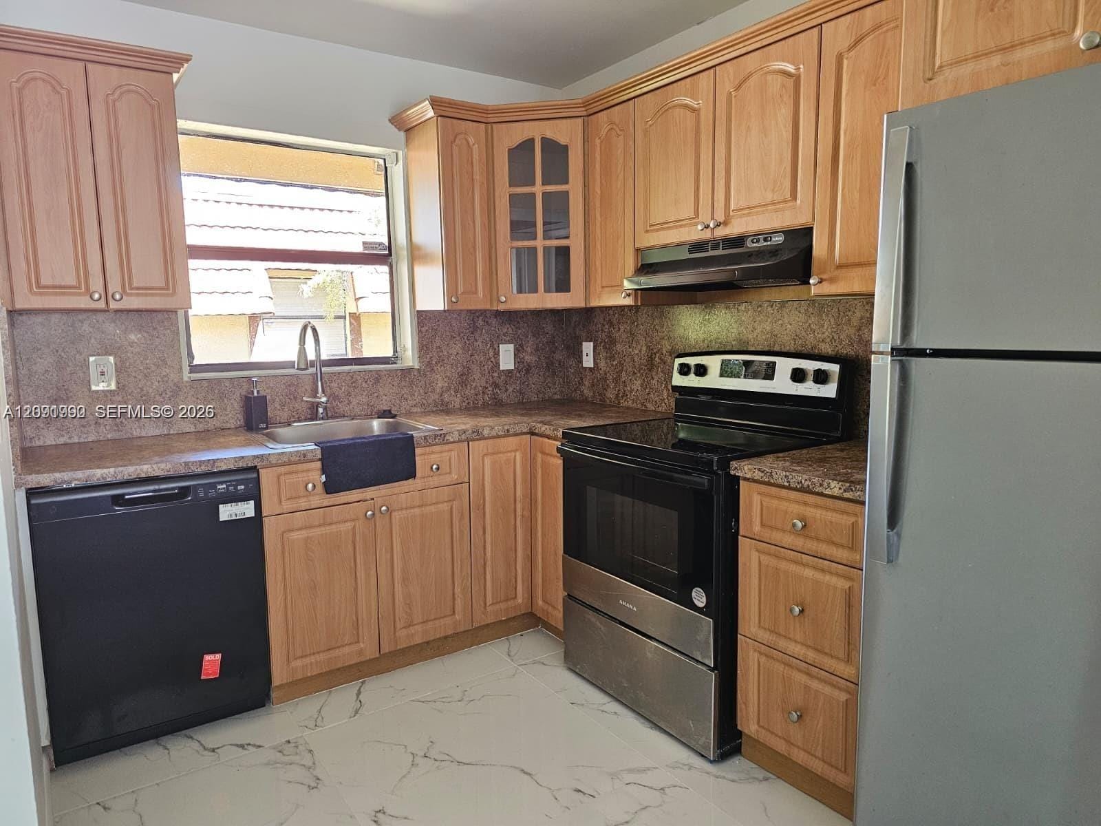 6565 W 26th Drive 204-34, Hialeah, FL 33016 photo 5