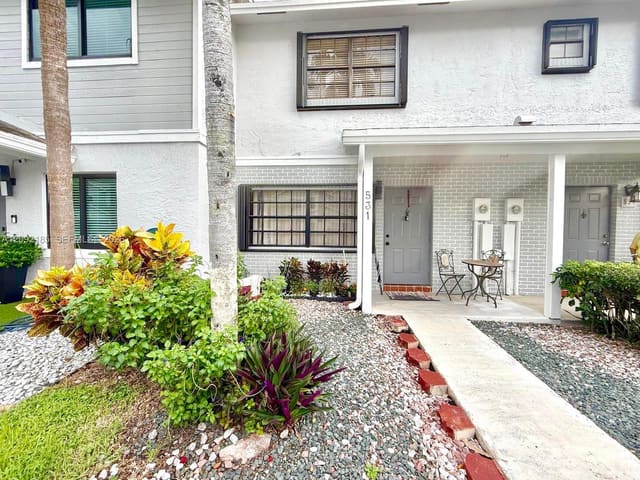531 NW 103rd Terrace, Pembroke Pines, FL 33026