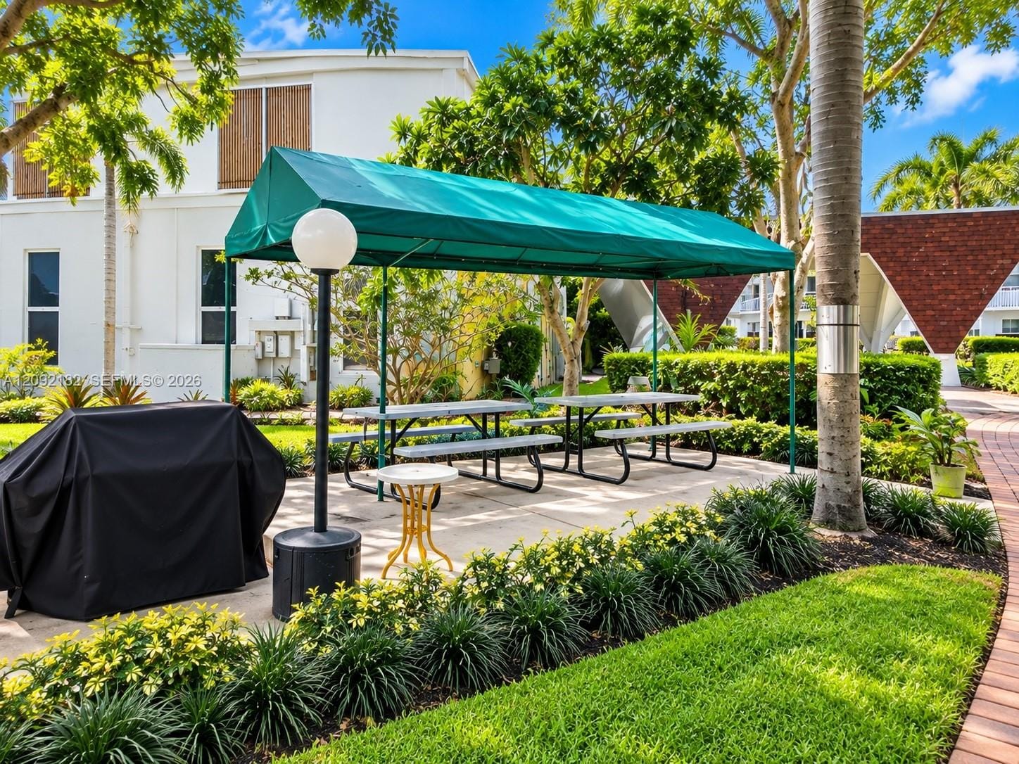1000 NE 14th Avenue 703, Hallandale Beach, FL 33009 photo 18