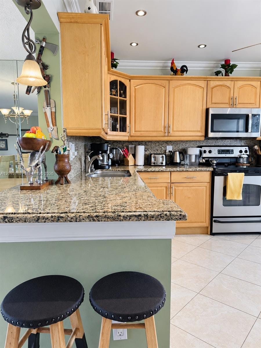 1000 NE 14th Avenue 703 — photo 5