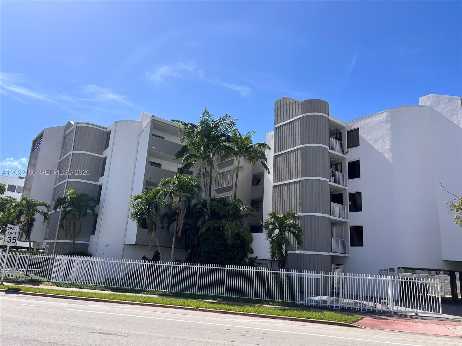 2000 Biarritz Drive 407, Miami Beach, FL 33141 photo 3