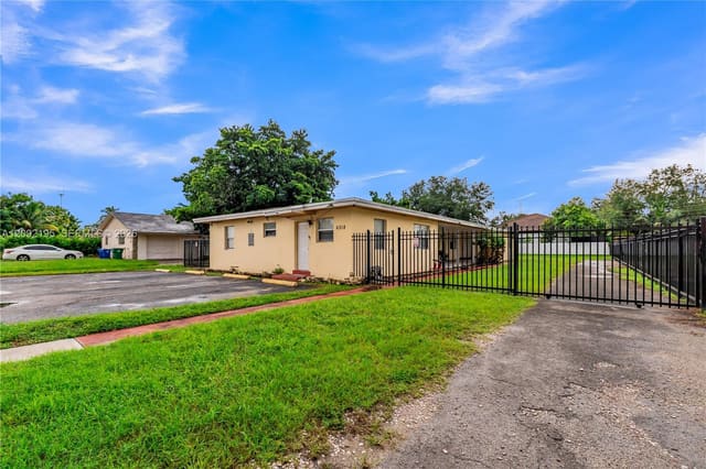 6318 SW 25th Street 4, Miramar, FL 33023