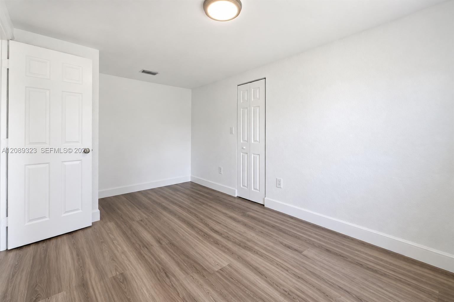 10805 NW 10th Avenue — photo 5