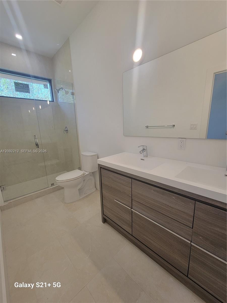 4141 N Oak Place — photo 3
