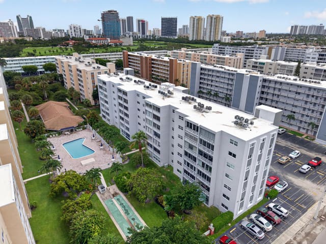 610 NE 12th Avenue 601, Meadowbrook Towers Condo G, Hallandale Beach, FL