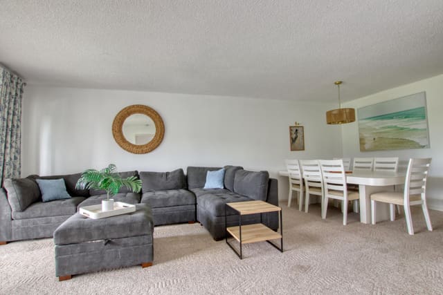 4489 LUXEMBURG Court 304, Lake Worth, FL 33467