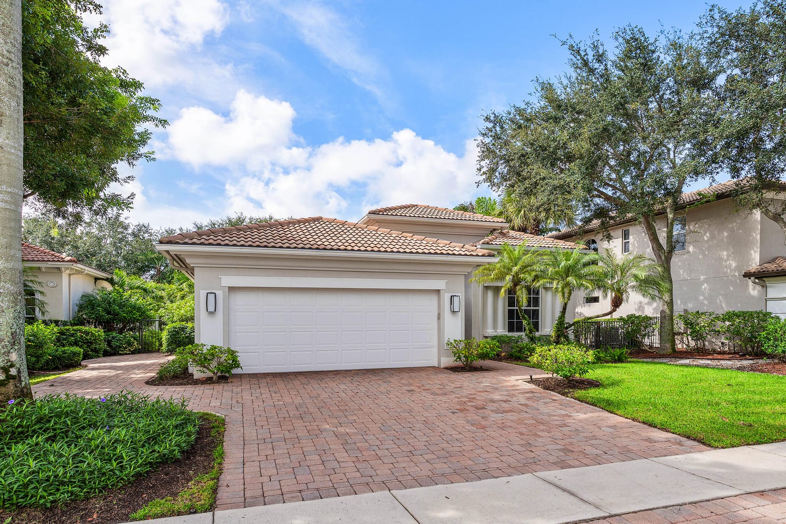 8138 Valhalla Drive — photo 2