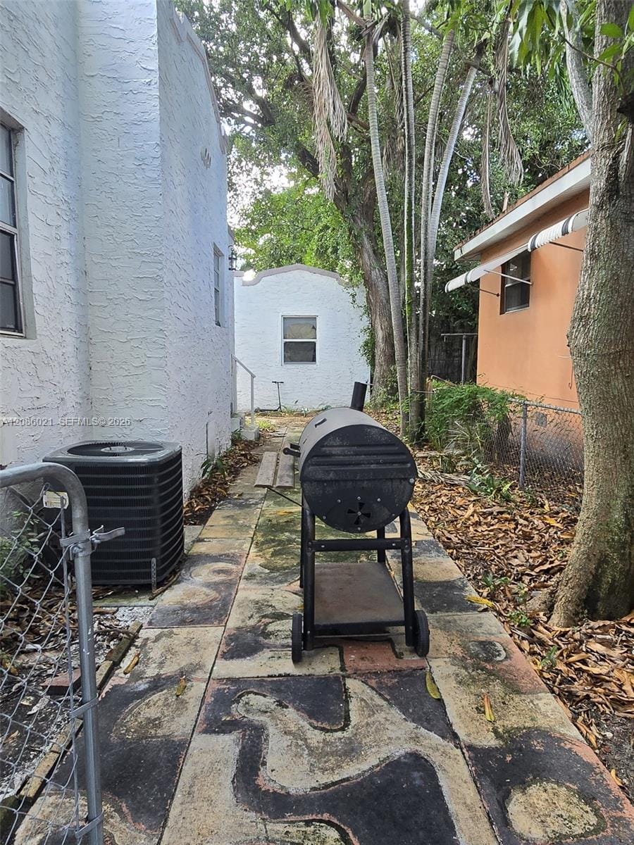 1250 NW 55th Street — photo 3