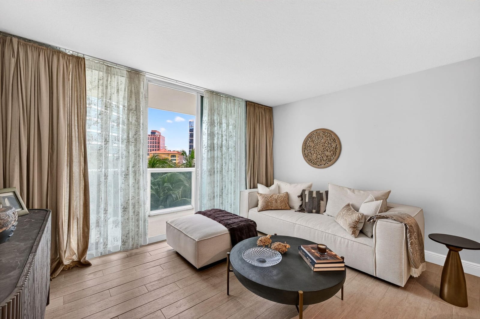 347 N NEW RIVER Drive E 1107, Fort Lauderdale, FL 33301 photo 2