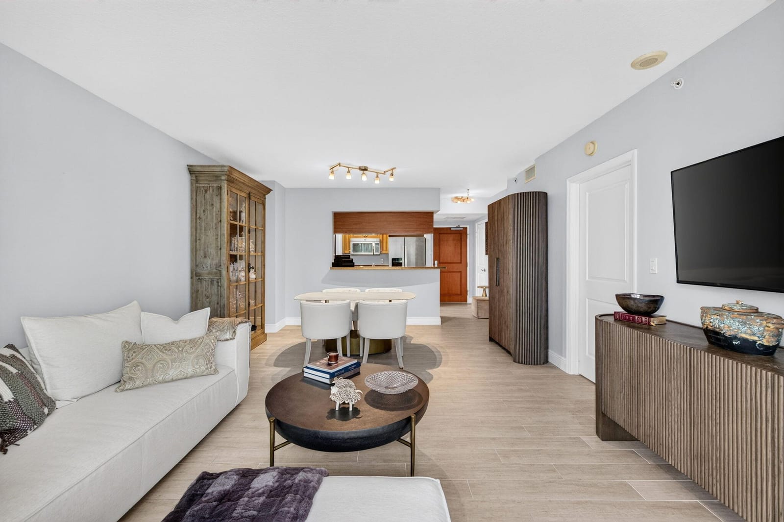 347 N NEW RIVER Drive E 1107, Fort Lauderdale, FL 33301 photo 25
