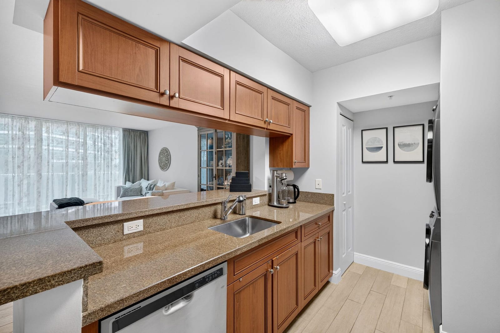 347 N NEW RIVER Drive E 1107, Fort Lauderdale, FL 33301 photo 30