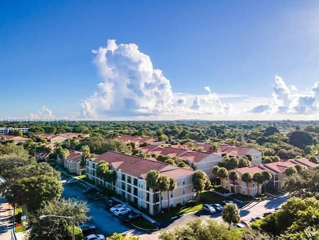 733 Riverside Drive 1210, Coral Springs, FL 33071